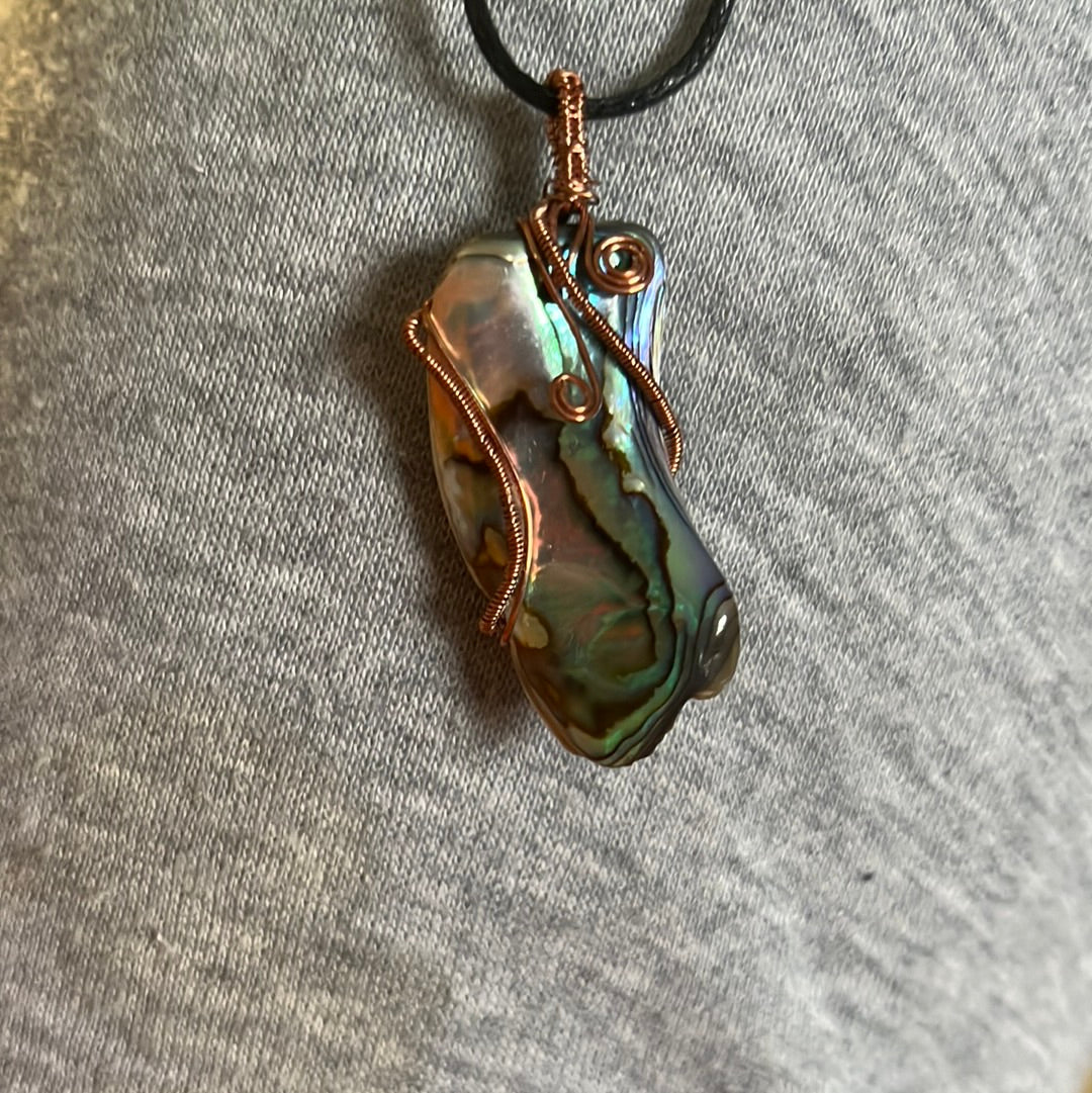 Wire wrapped paua shell